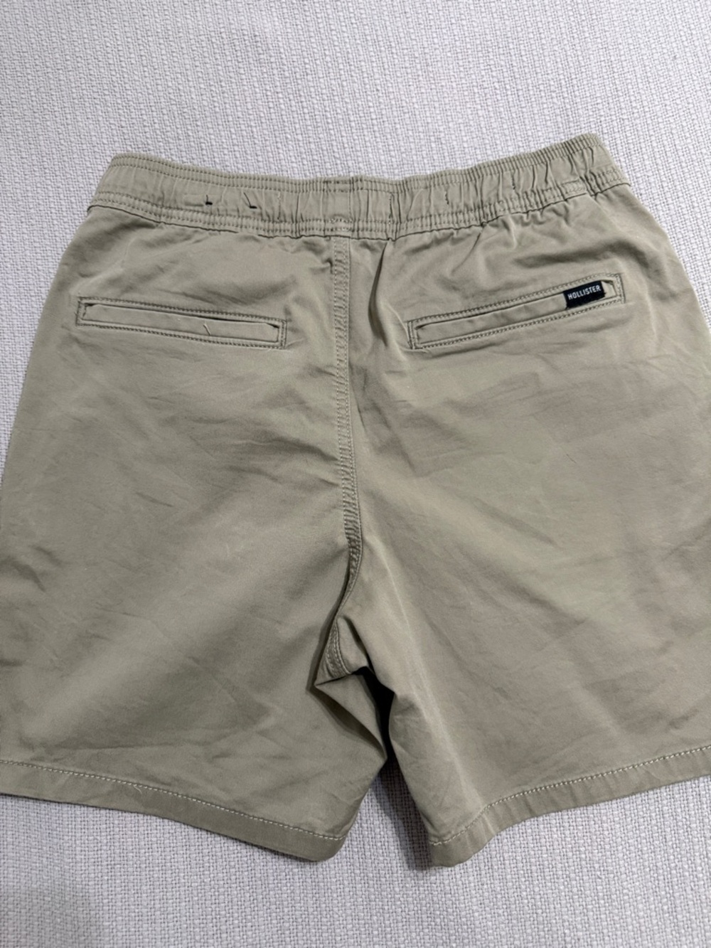 Hollister Men’s Drawstring Chino Shorts in Khaki & Stone - Picture 8 of 16